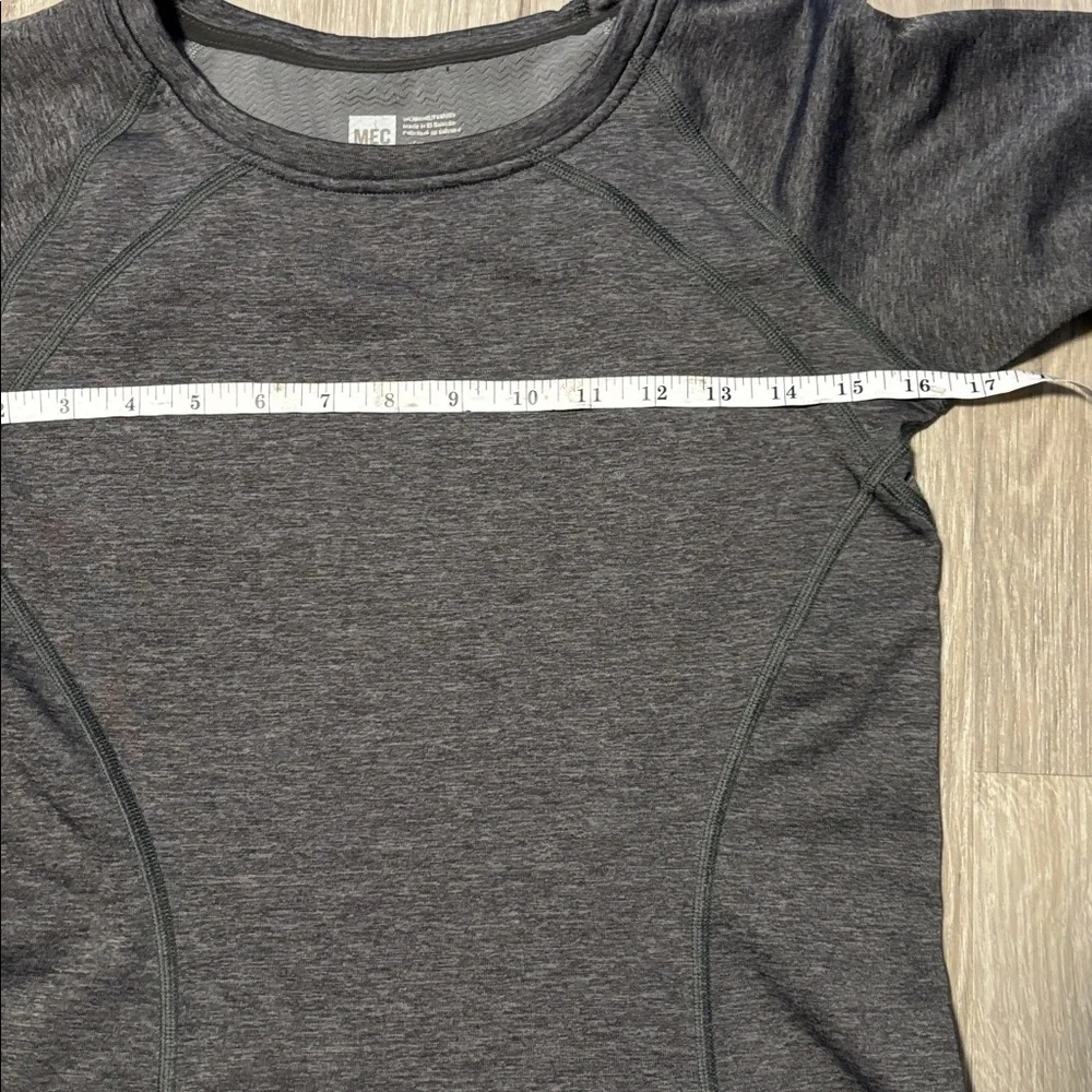MEC Heather Gray Women's Long Sleeve Top - Picture 3 of 3